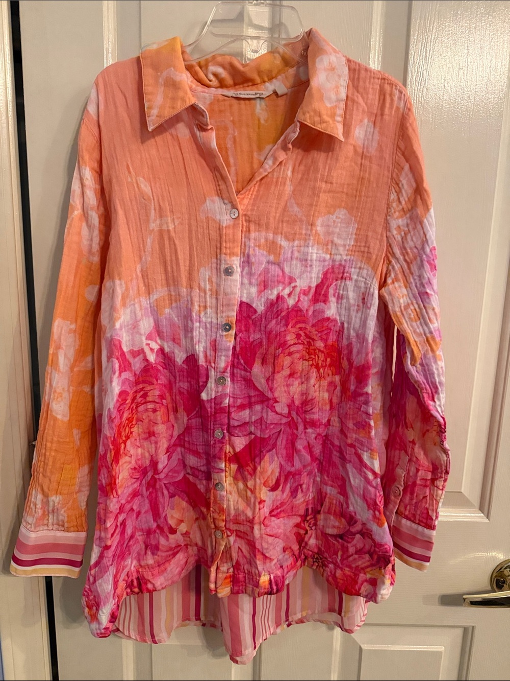 Soft Surroundings Floral Button-Down Shirt in Pink & Orange size large